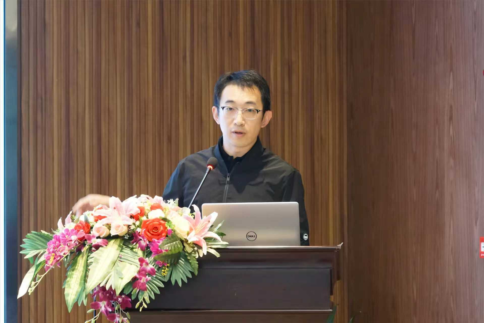 于航宇.jpg 于航宇.jpg